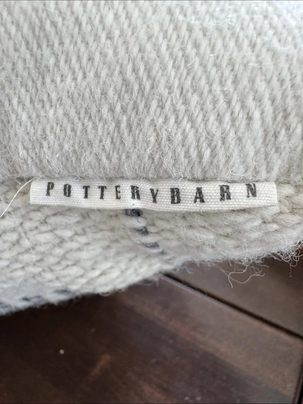 NWOT, Pottery Barn, Mal Indoor/Outdoor Textured Pillow, Ivory Multi 18